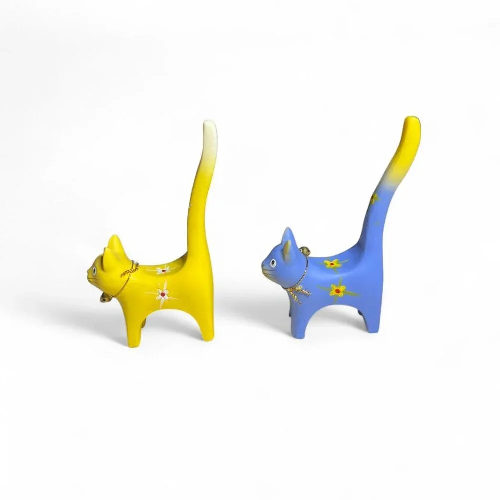 2 VTG Wooden Cat Ring Holders